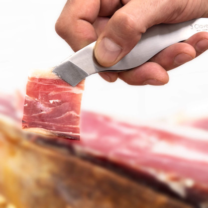 3CLAVELES_Pinza_Espinas_Pescado_Jamon 2