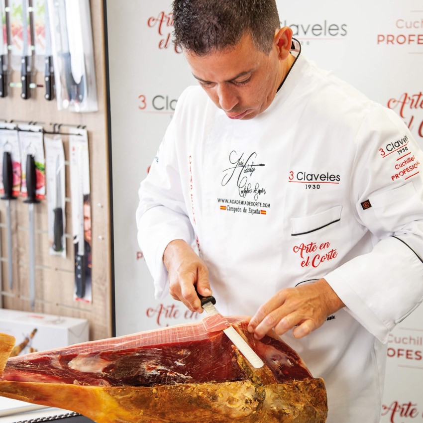 Cuchillo Jamonero Alveolado 30cm  Disfruta de lonchas perfectas de jamón