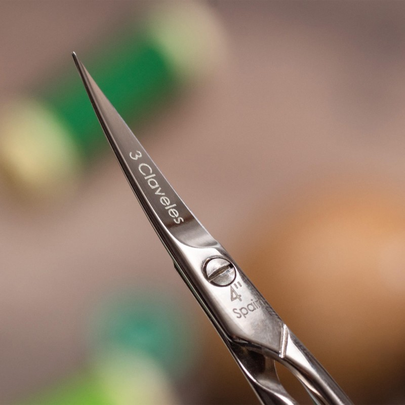 Curved Embroidery Scissors | 3 Claveles