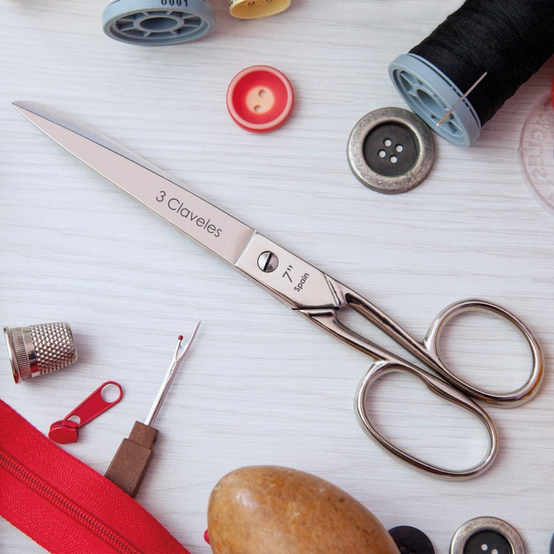 Multi Purpose Cloth Shears | 3 Claveles