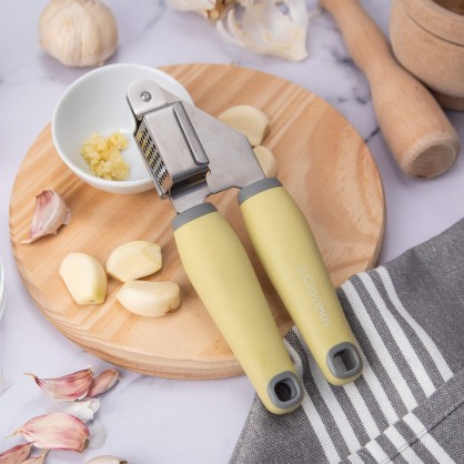 Garlic Press | 3 Claveles 2