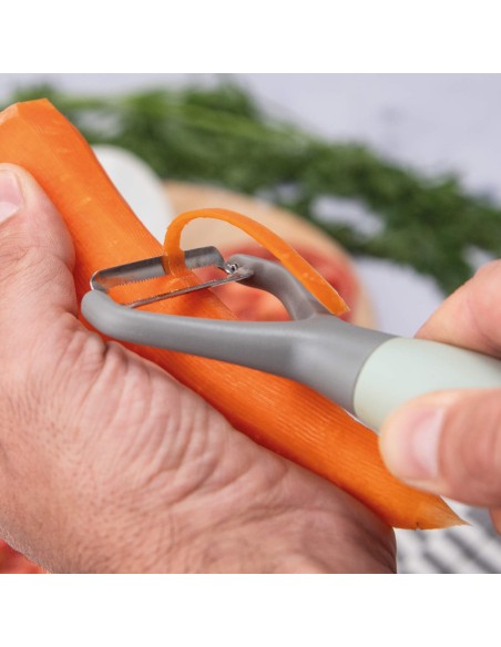 Tomato Peeler | 3 Claveles