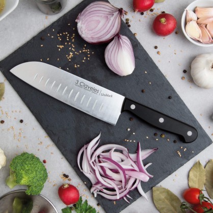 Uniblock Hollow Edge Santoku Knife | 3 Claveles 2