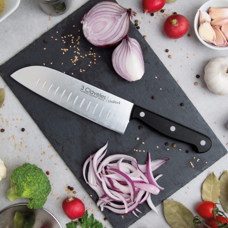 Uniblock Hollow Edge Santoku Knife | 3 Claveles