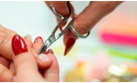 Nail scissors